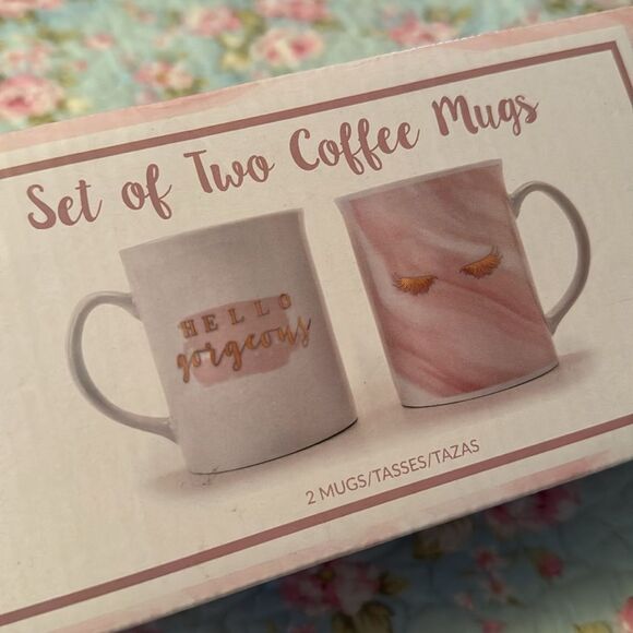 NEW IN BOX SET OF 2! Pink & White Coffee Mugs Set Hello Gorgeous & Eyelashes! - Picture 1 of 6